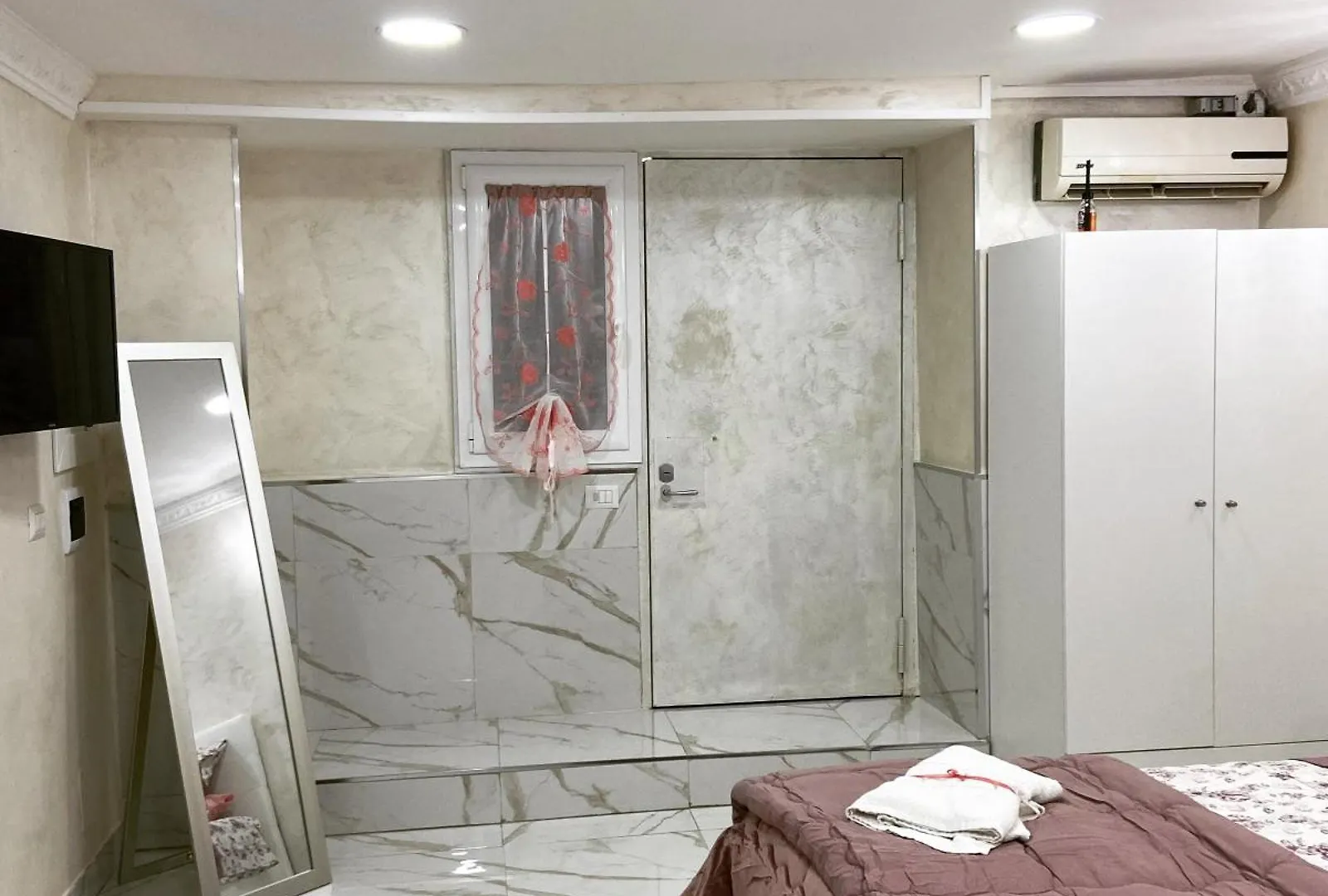 Blessing House Apartment Naples Italy